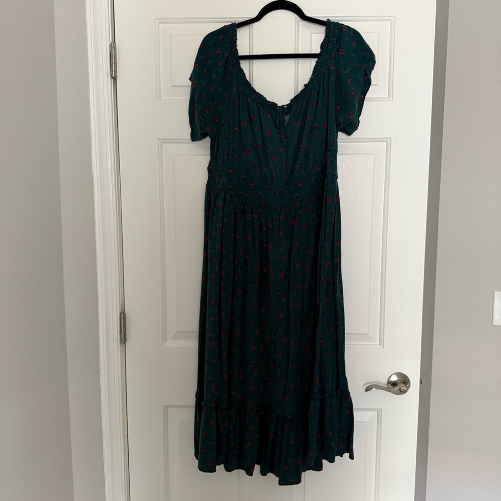 Torrid Dark Green Floral Maxi Dress